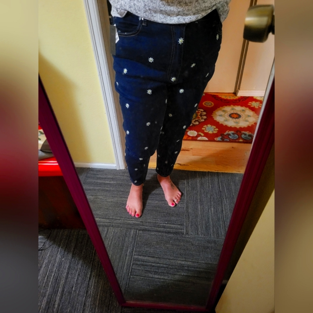 Daisey Jeans